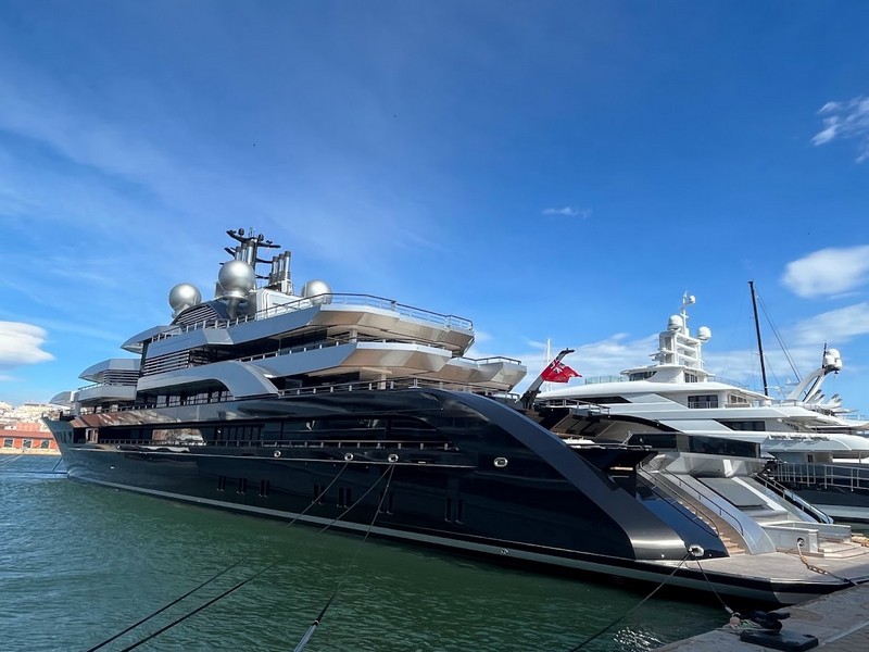 19 most expensive yacht in the world (600 million dollar)